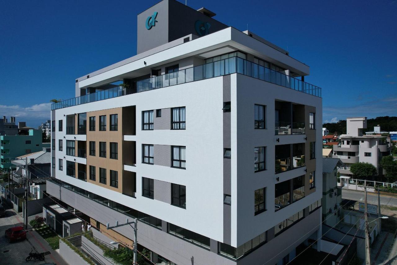 Adra 106 - Apartamento No Centro De Bombinhas - Rooftop Com Piscina E Academia - A Poucos Metros Da Praia - Exteriör bild